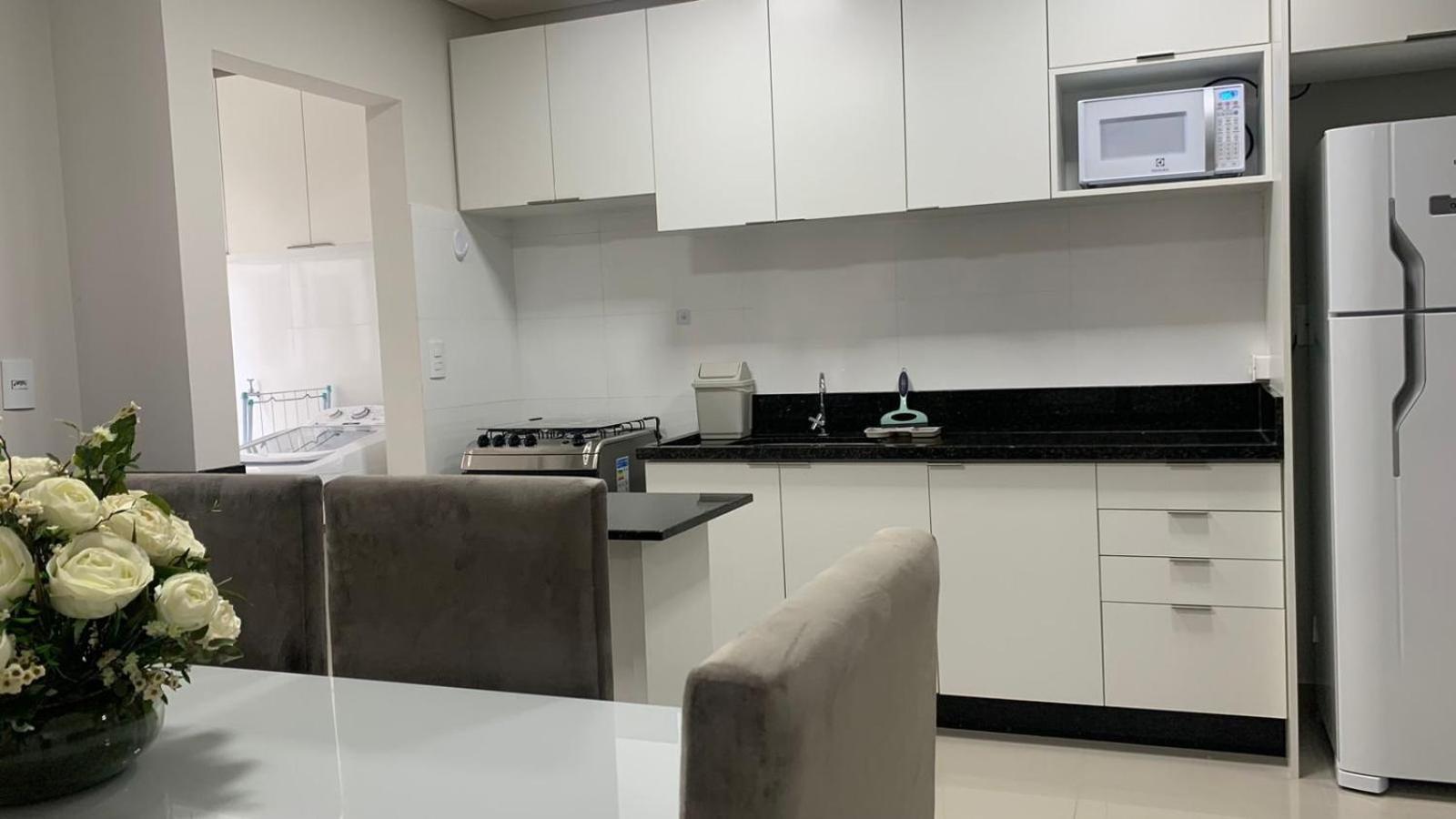 Apartamento novinho e confortável no centro de Foz Foz do Iguaçu Exterior foto