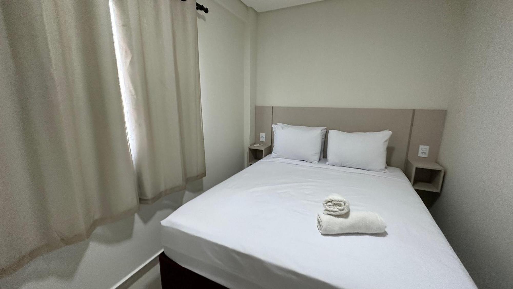 Apartamento novinho e confortável no centro de Foz Foz do Iguaçu Exterior foto